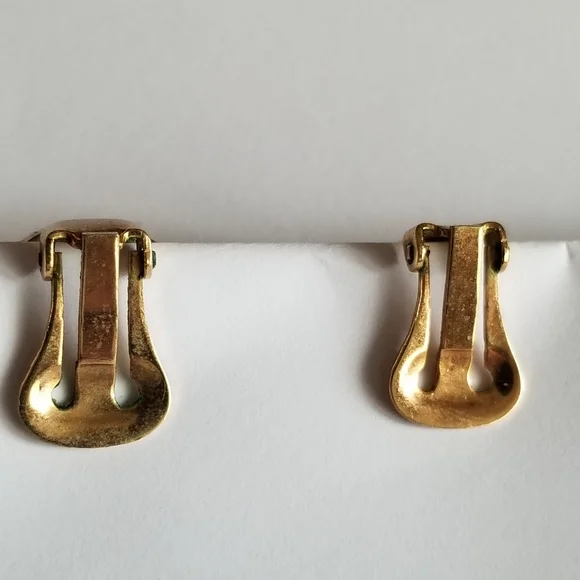 Relisted-Vintage crown shaped clip earrings gold tone clear rhinestones royal - Picture 6 of 17